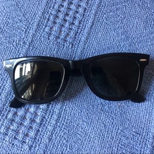 RayBan Wayfarer Sunglasses